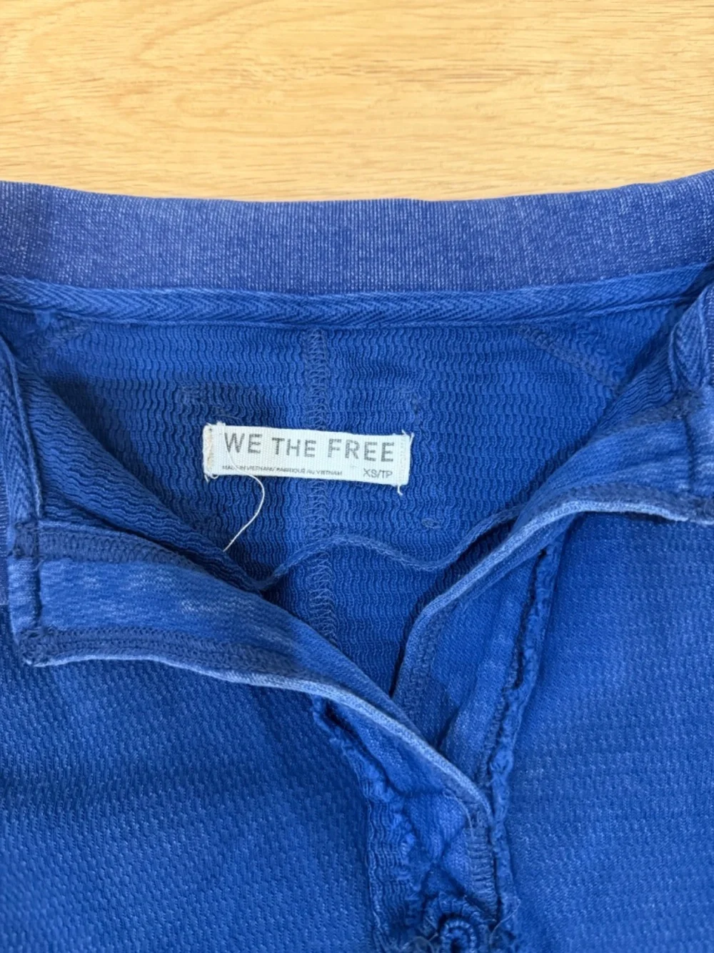 Collard free people shirt